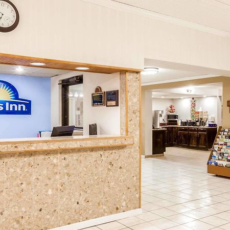 Days Inn Syracuse East Syracuse Dış mekan fotoğraf