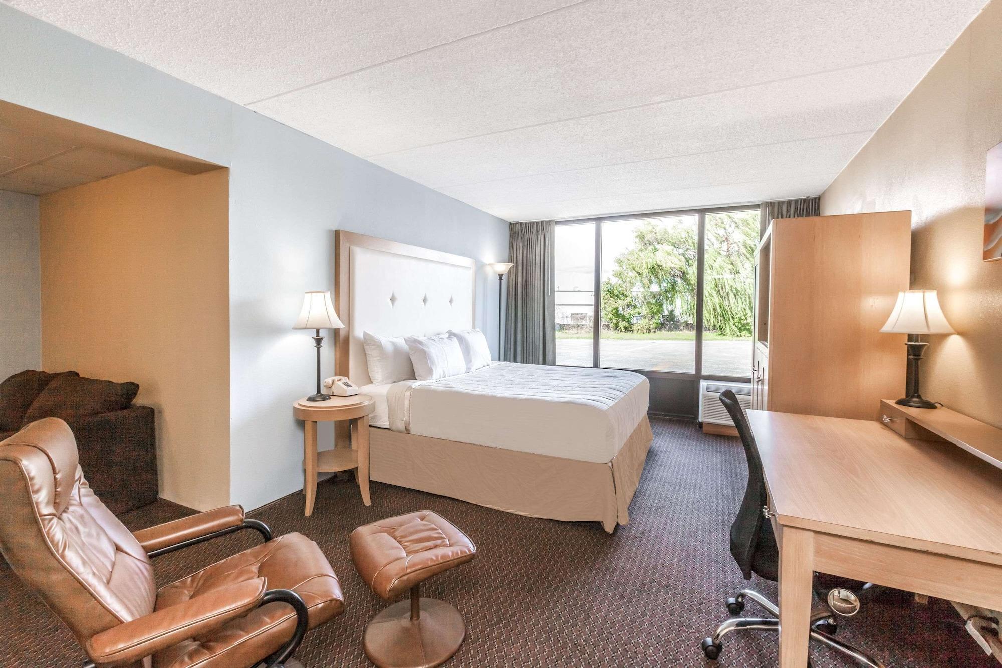 Days Inn Syracuse East Syracuse Dış mekan fotoğraf