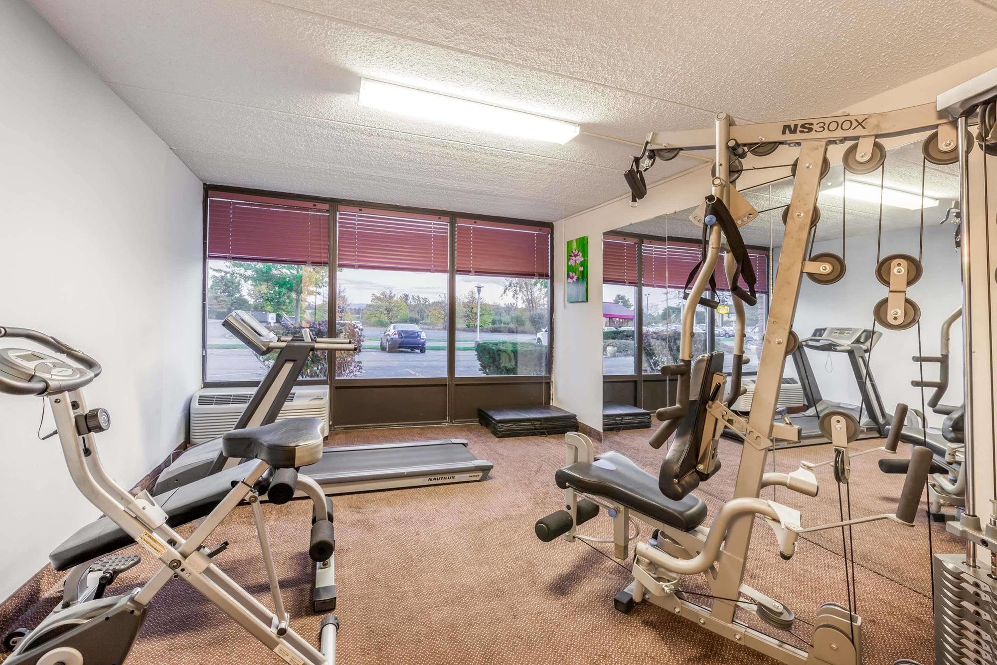 Days Inn Syracuse East Syracuse Dış mekan fotoğraf